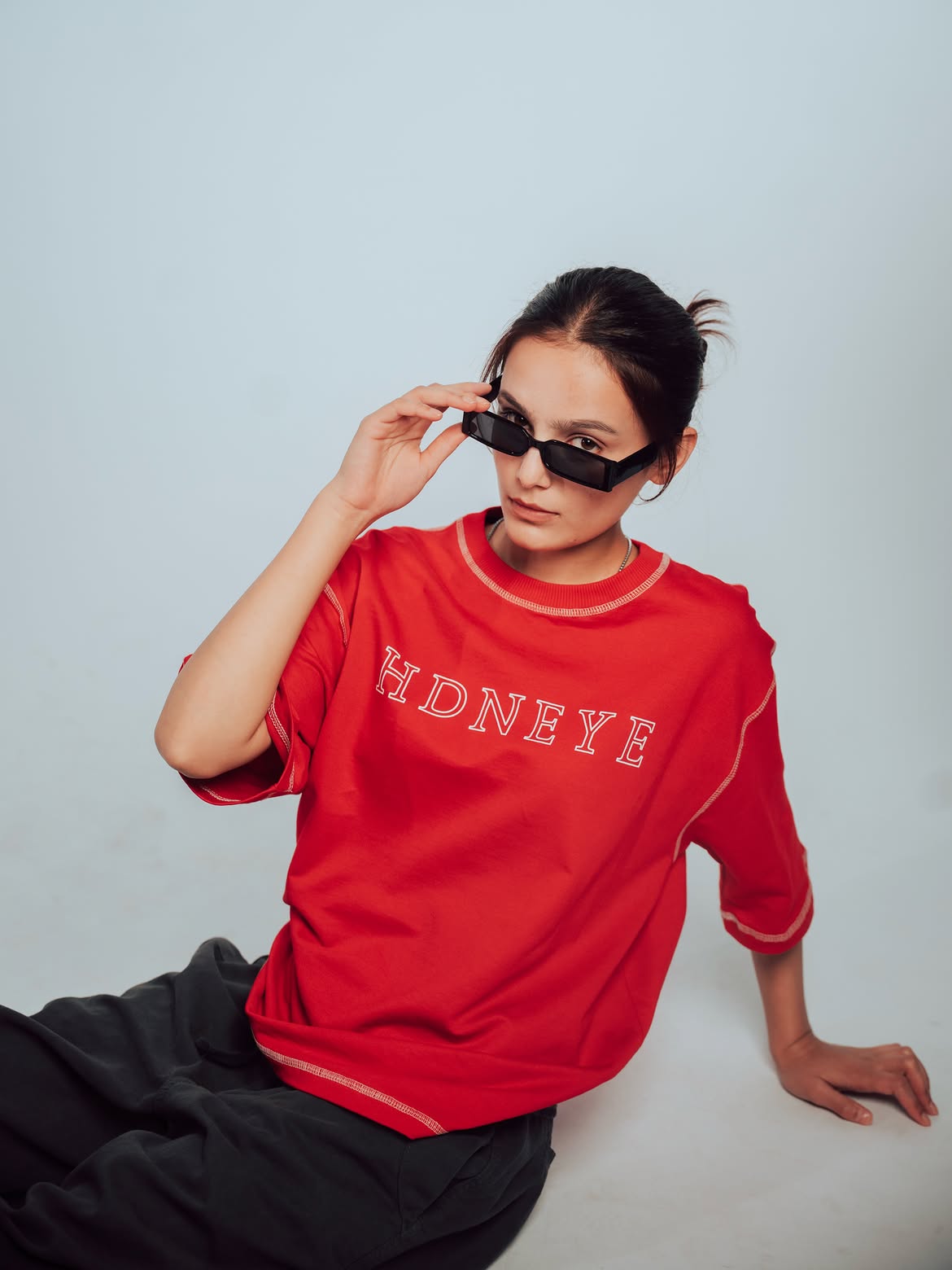 HDNEYE Oversized Signature Graphic T-Shirt