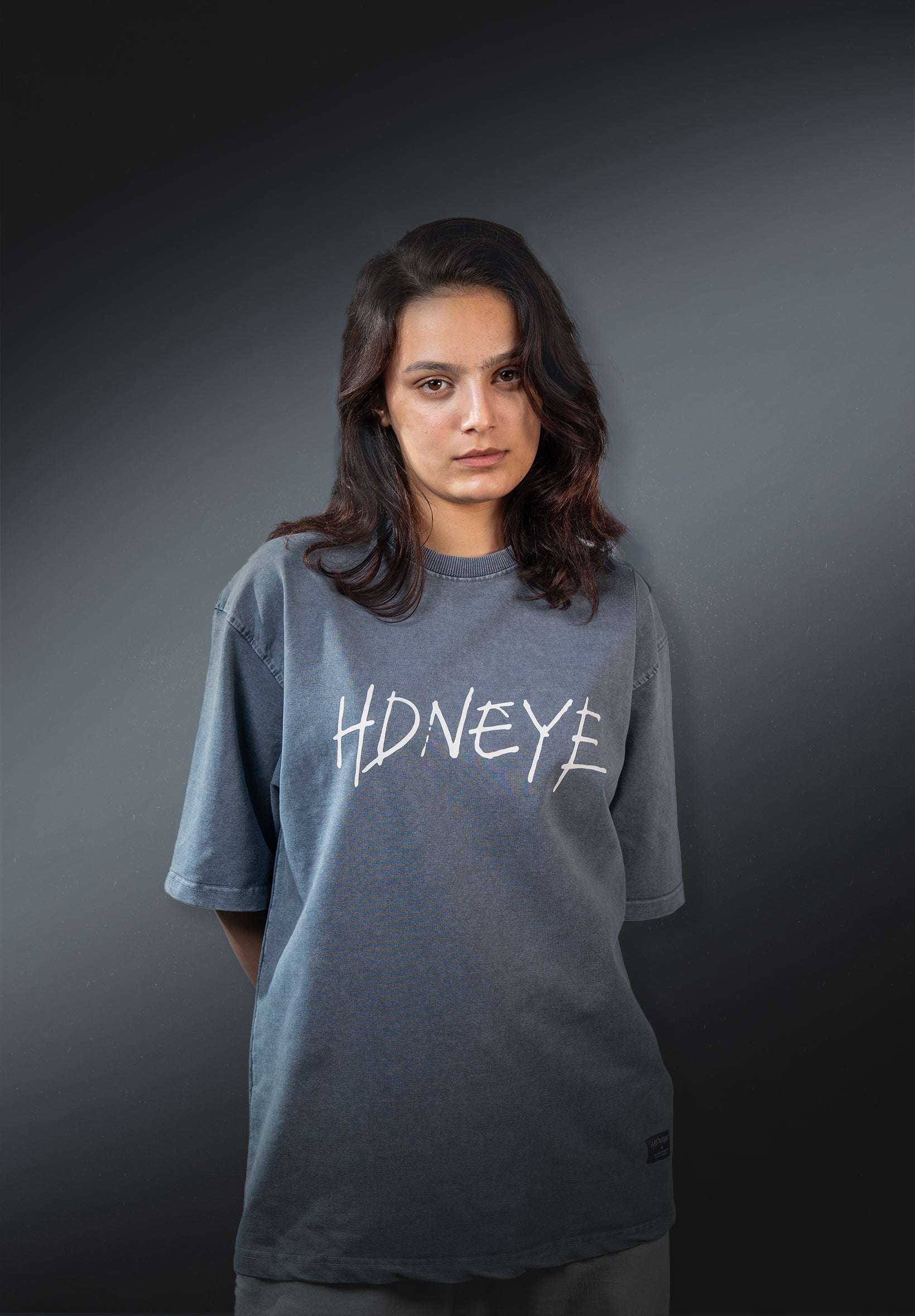 Vintage-inspired washed grey finish